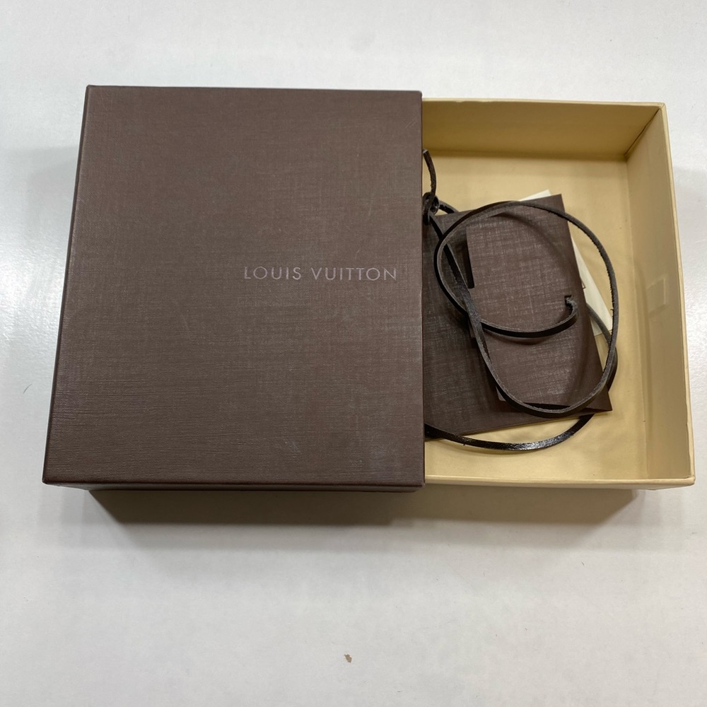 Louis Vuitton Box - Picture 2 of 4